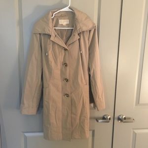 trench coat w/ hood